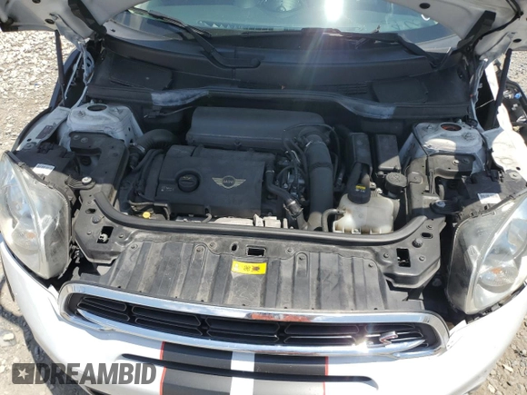 2016 MINI Countryman S with VIN WMWZC3C53GWT08355, listed as a Copart auction lot 53240215 with 62,674 mi miles and Salvage Title. Bid and sale history available at DreamBid. Image 11.