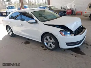 2012 Volkswagen Passat SE w/Sunroof with VIN 1VWBP7A32CC025052, listed as a IAAI auction lot 41960259 with 46,478 mi miles. Bid and sale history available at carsss.com. Image 1.