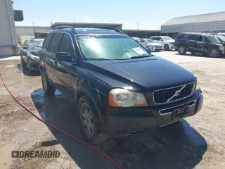 2005 Volvo XC90 with VIN YV1CZ852351185555, listed as a IAAI auction lot 41642839 with 1 mi miles. Bid and sale history available at carsss.com. Image 1.