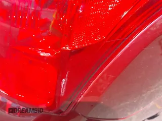 2017 Nissan Versa SV z VIN 3N1CN7AP8HL855727, wystawiony jako IAAI lot #42212882 z przebiegiem 132 696 mil mil oraz . Historia ofert i sprzedaży dostępna na DreamBid. Obrazek 14.