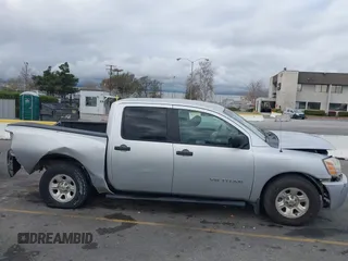 2005 Nissan Titan SE with VIN 1N6AA07B85N572434, listed as a IAAI auction lot 41526698 with 201,138 mi miles. Bid and sale history available at carsss.com. Image 14.