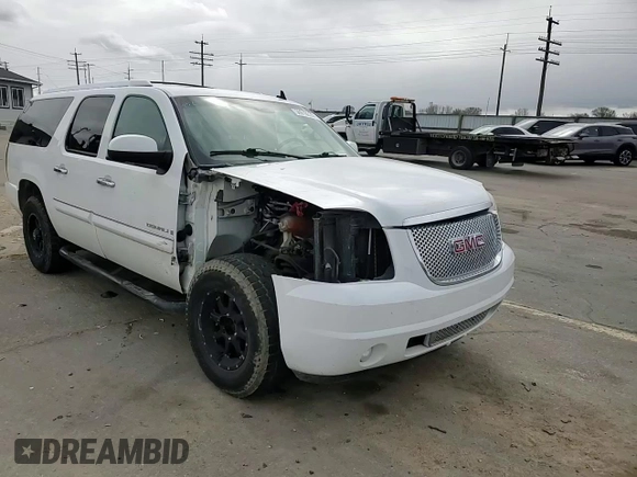 2008 GMC Yukon XL z VIN 1GKFK66858J243561, wystawiony jako Copart lot #50010235 z przebiegiem 152 837 mil mil oraz Szkoda całkowita • Salvage title. Historia ofert i sprzedaży dostępna na DreamBid. Obrazek 12.
