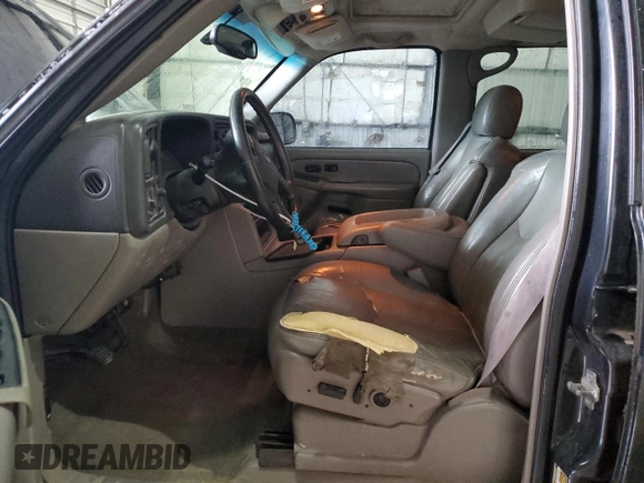 2004 GMC Yukon XL SLE with VIN 3GKEC16T54G324913, listed as a Copart auction lot 44464275 with 257,529 mi miles and Salvage Title. Bid and sale history available at carsss.com. Image 7.