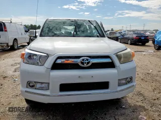 2011 Toyota 4Runner SR5 z VIN JTEZU5JR0B5027058, wystawiony jako Copart lot #58323505 z przebiegiem Nie podano mil oraz Szkoda całkowita • Salvage title. Historia ofert i sprzedaży dostępna na DreamBid. Obrazek 5.