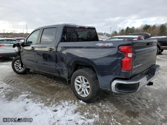 2022 Chevrolet Silverado 1500 LT with VIN 1GCPDKEK0NZ556062, listed as a Copart auction lot 45703975 with 32,246 mi miles and Salvage Title. Bid and sale history available at carsss.com. Image 2.