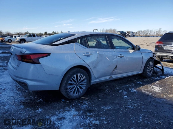 2024 Nissan Altima 2.5 SV with VIN 1N4BL4DW5RN359498, listed as a Copart auction lot 89359035 with 29,319 mi miles and Salvage Title. Bid and sale history available at carsss.com. Image 3.