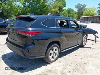 2021 Toyota Highlander L with VIN 5TDZZRAHXMS526743, listed as a IAAI auction lot 42335813 with 79,000 mi miles and . Bid and sale history available at DreamBid. Image 4.