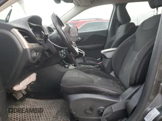 2015 Jeep Cherokee Latitude с VIN 1C4PJMCB8FW606345, выставлен на аукционе Copart как лот 45008765 с пробегом 186 954 миль миль и Списание • Salvage title. История ставок и продаж доступна на DreamBid. Изображение 7.