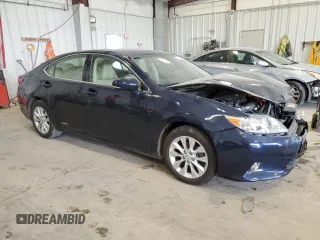 2015 Lexus ES 300h z VIN JTHBW1GG0F2093128, wystawiony jako Copart lot #60292705 z przebiegiem 81 823 mil mil oraz Nie do naprawy • Non repairable. Historia ofert i sprzedaży dostępna na DreamBid. Obrazek 4.