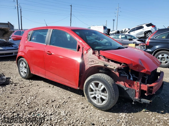 2013 Chevrolet Sonic LT with VIN 1G1JC6SH1D4160669, listed as a Copart auction lot 49677885 with 100,233 mi miles and Salvage Title. Bid and sale history available at carsss.com. Image 4.