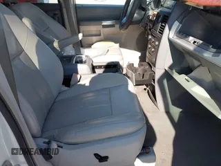 2008 Chrysler Town & Country Touring with VIN 2A8HR54P68R150251, listed as a IAAI auction lot 41351508 with Not provided miles and . Bid and sale history available at DreamBid. Image 5.