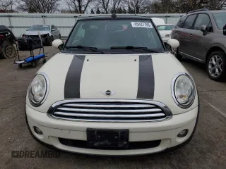 2010 MINI Convertible with VIN WMWMR3C56ATZ19689, listed as a Copart auction lot 45427705 with 134,319 mi miles and Clean Title. Bid and sale history available at DreamBid. Image 5.