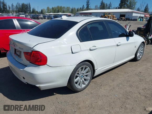 2011 BMW 3 Series 328i xDrive with VIN WBAPK5C54BA660470, listed as a IAAI auction lot 42077314 with 69,572 mi miles and . Bid and sale history available at DreamBid. Image 4.