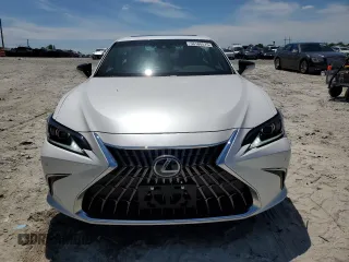 2022 Lexus ES 350 with VIN 58ADZ1B19NU136330, listed as a Copart auction lot 56100575 with 10,335 mi miles and Salvage title. Bid and sale history available at DreamBid. Image 5.