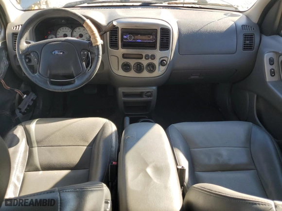 2003 Ford Escape XLT Popular with VIN 1FMYU03163KB45334, listed as a Copart auction lot 86947804 with 121,234 mi miles and Salvage Title. Bid and sale history available at carsss.com. Image 8.