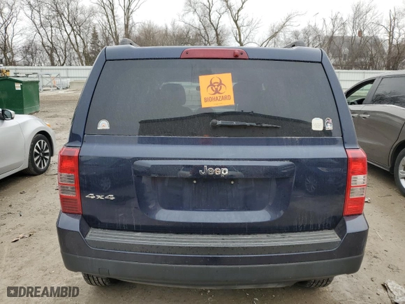 2012 Jeep Patriot Sport with VIN 1C4NJRBBXCD576519, listed as a Copart auction lot 52649775 with 142,019 mi miles and Clean Title. Bid and sale history available at carsss.com. Image 6.