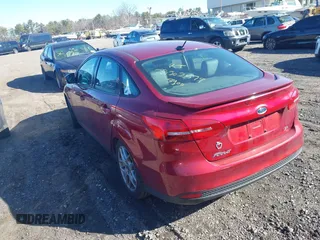 2015 Ford Focus SE with VIN 1FADP3F27FL381463, listed as a IAAI auction lot 41778792 with 999,999 mi miles. Bid and sale history available at carsss.com. Image 3.