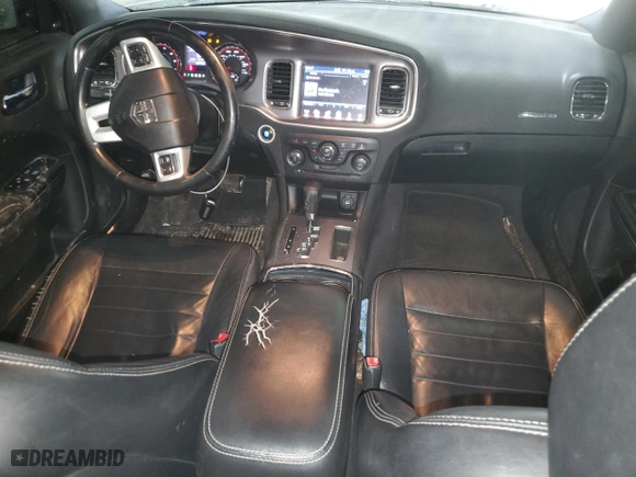2011 Dodge Charger SE with VIN 2B3CL3CG6BH554559, listed as a Copart auction lot 45606755 with 186,742 mi miles and Salvage Title. Bid and sale history available at carsss.com. Image 8.