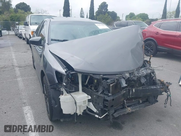 2014 Toyota Camry L with VIN 4T1BF1FK1EU318131, listed as a IAAI auction lot 41912089 with 1 mi miles. Bid and sale history available at carsss.com. Image 1.