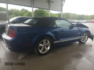 2008 Ford Mustang GT Deluxe z VIN 1ZVHT85H385129062, wystawiony jako Copart lot #54675065 z przebiegiem 21 463 mil mil oraz Szkoda całkowita • Salvage title. Historia ofert i sprzedaży dostępna na DreamBid. Obrazek 3.