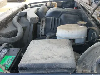 2003 GMC Yukon XL z VIN 1GKFK66U13J330704, wystawiony jako IAAI lot #42762207 z przebiegiem 217 383 mil mil oraz . Historia ofert i sprzedaży dostępna na DreamBid. Obrazek 12.
