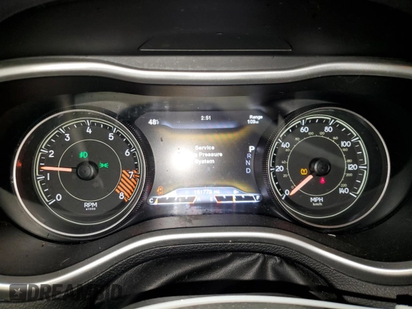 2014 Jeep Cherokee Trailhawk with VIN 1C4PJMBS5EW294212, listed as a Copart auction lot 88816885 with 151,779 mi miles and Salvage title. Bid and sale history available at DreamBid. Image 9.