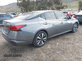2022 Nissan Altima 2.5 SV with VIN 1N4BL4DV3NN315243, listed as a IAAI auction lot 41778337 with 58,259 mi miles. Bid and sale history available at carsss.com. Image 4.