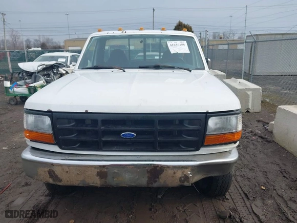 1996 Ford F-250 HD with VIN 1FTHF25HXTEA54523, listed as a IAAI auction lot 41646186 with 206,050 mi miles. Bid and sale history available at carsss.com. Image 12.
