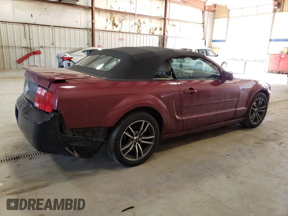 2007 Ford Mustang Deluxe z VIN 1ZVFT84N175260620, wystawiony jako Copart lot #47568555 z przebiegiem 198 760 mil mil oraz Szkoda całkowita • Salvage title. Historia ofert i sprzedaży dostępna na DreamBid. Obrazek 3.