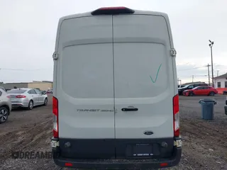 2018 Ford Transit with VIN 1FTBF4XM0JKA33058, listed as a IAAI auction lot 42466767 with 172,858 mi miles and . Bid and sale history available at DreamBid. Image 16.