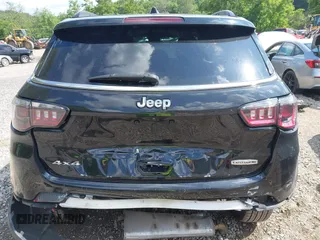 2022 Jeep Compass Latitude Lux with VIN 3C4NJDFBXNT141932, listed as a IAAI auction lot 42527878 with 29,855 mi miles and . Bid and sale history available at DreamBid. Image 17.