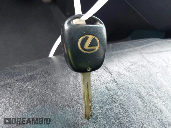 2009 Lexus RX 350 with VIN 2T2GK31U39C061045, listed as a IAAI auction lot 41773554 with 172,304 mi miles and . Bid and sale history available at DreamBid. Image 11.
