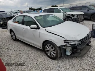 2013 Volkswagen Jetta Sedan SE with VIN 3VWDP7AJ1DM357460, listed as a Copart auction lot 80016944 with 204,789 mi miles and Salvage Title. Bid and sale history available at carsss.com. Image 4.