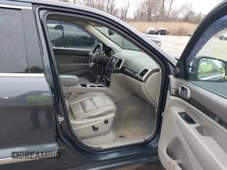2013 Jeep Grand Cherokee Laredo with VIN 1C4RJFAG9DC506238, listed as a IAAI auction lot 41800981 with 172,676 mi miles. Bid and sale history available at carsss.com. Image 5.