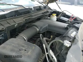 2017 Ram 1500 Tradesman z VIN 1C6RR6FG1HS524804, wystawiony jako IAAI lot #41947044 z przebiegiem 111 278 mil mil oraz . Historia ofert i sprzedaży dostępna na DreamBid. Obrazek 19.