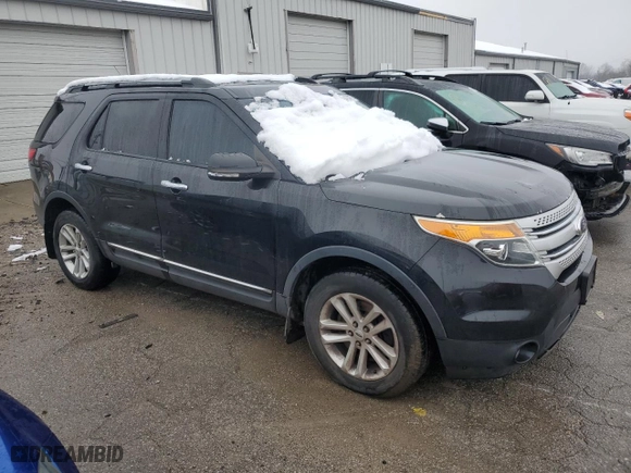 2013 Ford Explorer XLT with VIN 1FM5K8D85DGB28211, listed as a Copart auction lot 43592175 with 199,993 mi miles and Salvage Title. Bid and sale history available at carsss.com. Image 4.