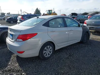 2017 Hyundai Accent SE with VIN KMHCT4AE0HU205730, listed as a IAAI auction lot 41695576 with 86,980 mi miles. Bid and sale history available at carsss.com. Image 4.