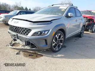 2022 Hyundai Kona Limited with VIN KM8K53A3XNU795476, listed as a IAAI auction lot 41172280 with 13,684 mi miles. Bid and sale history available at carsss.com. Image 2.