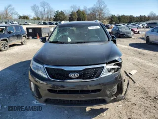 2014 Kia Sorento LX with VIN 5XYKT3A67EG520444, listed as a Copart auction lot 47831785 with 247,037 mi miles and Clean Title. Bid and sale history available at carsss.com. Image 5.