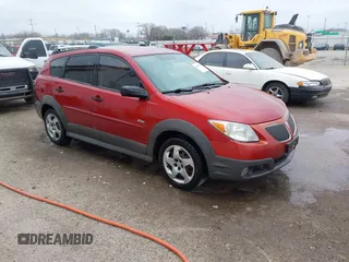 2008 Pontiac Vibe with VIN 5Y2SL65858Z411063, listed as a IAAI auction lot 41658388 with 166,874 mi miles. Bid and sale history available at carsss.com. Image 1.
