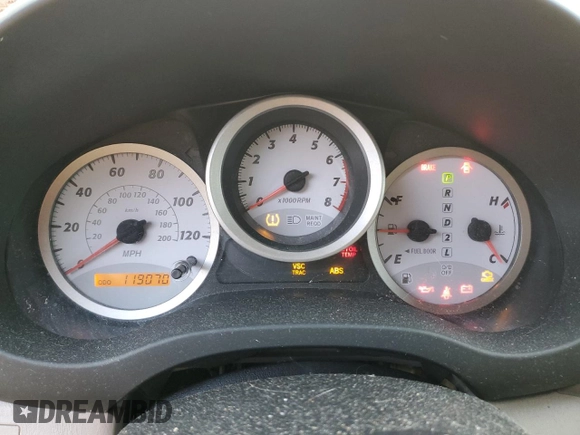 2005 Toyota RAV4 with VIN JTEHD20V350073462, listed as a Copart auction lot 48424735 with 119,070 mi miles and Clean Title. Bid and sale history available at carsss.com. Image 9.