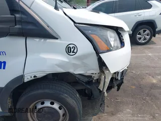 2017 Ford Transit с VIN 1FTYR1CM5HKA90744, выставлен на аукционе IAAI как лот 42416549 с пробегом 255 791 миль миль и . История ставок и продаж доступна на DreamBid. Изображение 17.