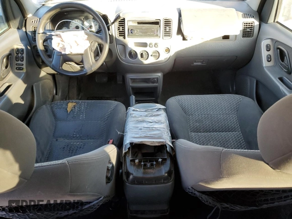 2003 Ford Escape XLT Popular with VIN 1FMCU03163KB00632, listed as a Copart auction lot 87512725 with 268,401 mi miles and Salvage Title. Bid and sale history available at carsss.com. Image 8.