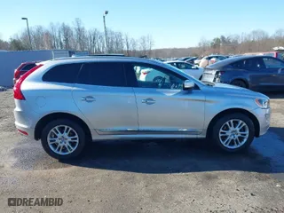 2015 Volvo XC60 T5 Drive-E Premier with VIN YV440MDK5F2698071, listed as a IAAI auction lot 41407990 with NaN miles. Bid and sale history available at carsss.com. Image 13.