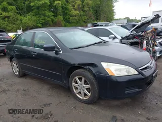 2007 Honda Accord EX-L z VIN 1HGCM56867A155590, wystawiony jako IAAI lot #42361667 z przebiegiem 190 874 mil mil oraz . Historia ofert i sprzedaży dostępna na DreamBid. Obrazek 1.