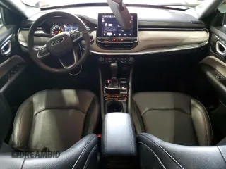 2024 Jeep Compass Limited z VIN 3C4NJDCN2RT609995, wystawiony jako Copart lot #63028605 z przebiegiem 29 744 mil mil oraz Czysty tytuł • Clean title. Historia ofert i sprzedaży dostępna na DreamBid. Obrazek 8.