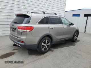 2017 Kia Sorento EX z VIN 5XYPH4A56HG293840, wystawiony jako Copart lot #58001715 z przebiegiem 102 546 mil mil oraz Czysty tytuł • Clean title. Historia ofert i sprzedaży dostępna na DreamBid. Obrazek 3.