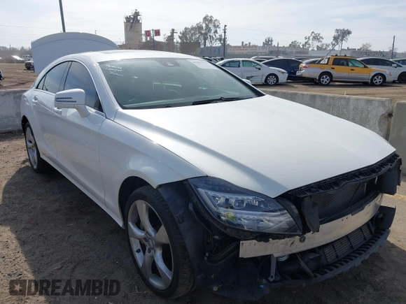 2014 Mercedes-Benz CLS-Class CLS 550 with VIN WDDLJ7DBXEA118935, listed as a IAAI auction lot 41457925 with 62,037 mi miles. Bid and sale history available at carsss.com. Image 1.