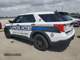 2020 Ford Police Interceptor Utility z VIN 1FM5K8AW7LGA55408, wystawiony jako Copart lot #51137325 z przebiegiem 47 670 mil mil oraz Nie do naprawy • Non repairable. Historia ofert i sprzedaży dostępna na DreamBid. Obrazek 2.
