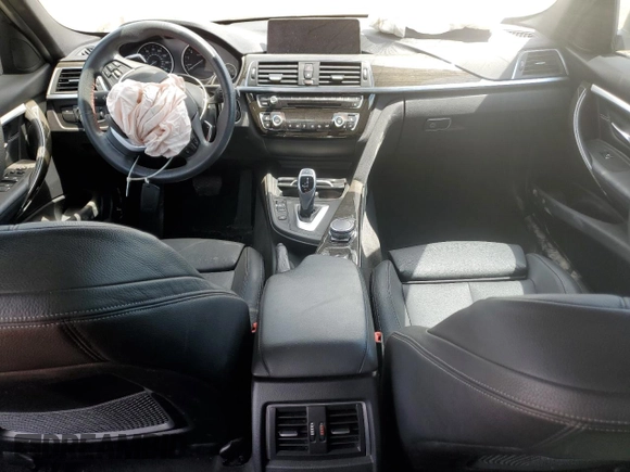 2017 BMW 3 Series 330i xDrive with VIN WBA8D9G52HNU58566, listed as a Copart auction lot 55513105 with Not provided miles and Salvage title. Bid and sale history available at DreamBid. Image 8.